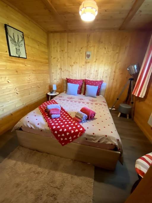 Le Chalet Des Coeurs Le Tholy Exteriör bild