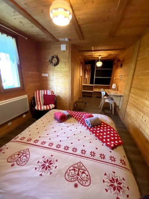 Le Chalet Des Coeurs Le Tholy Exteriör bild